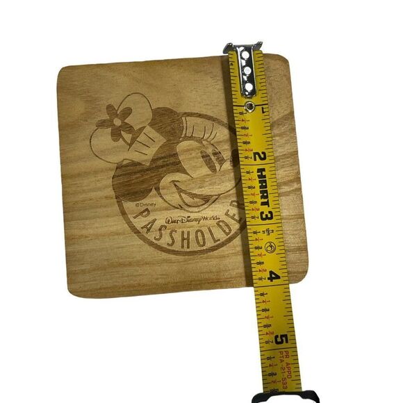 Disney World Land Minnie Mouse Annual Passholder Wooden Coaster Set With Holder - Picture 6 of 13